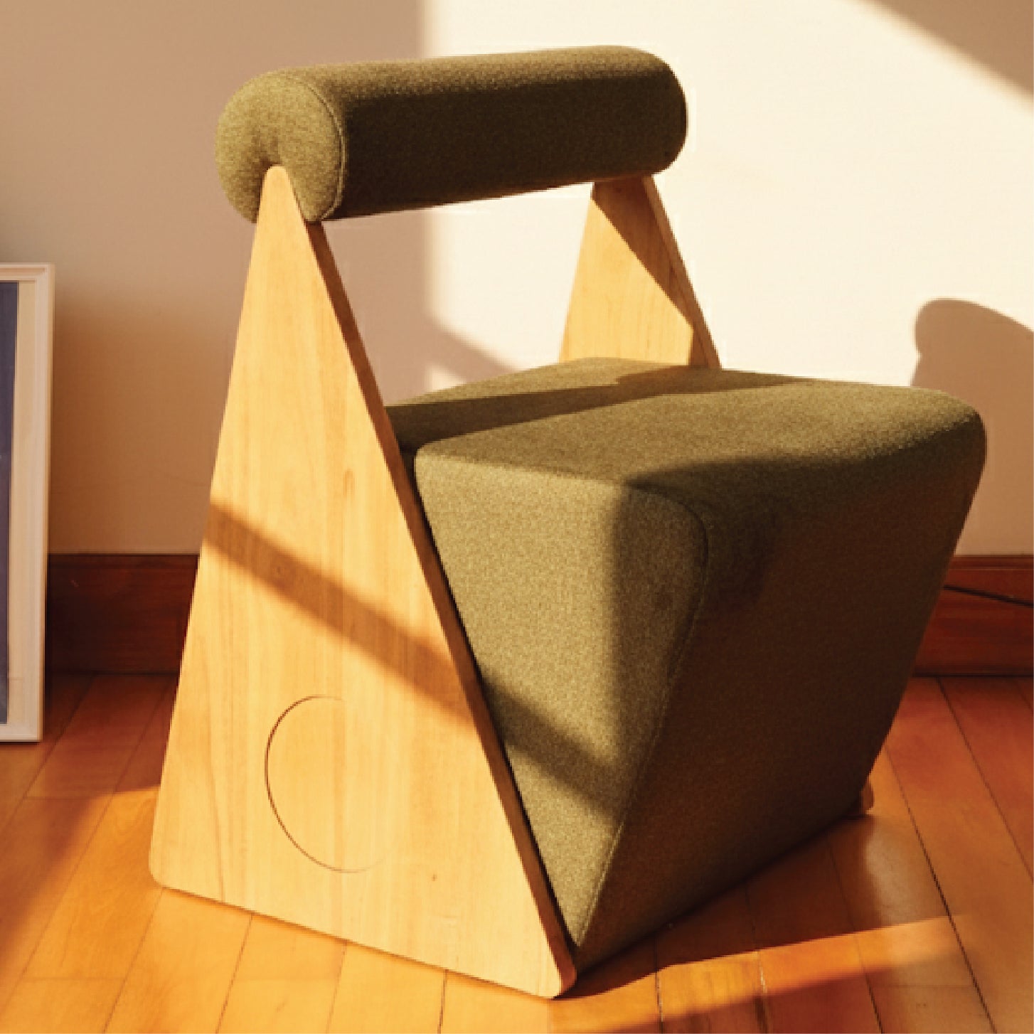 ARMCHAIR No.5
